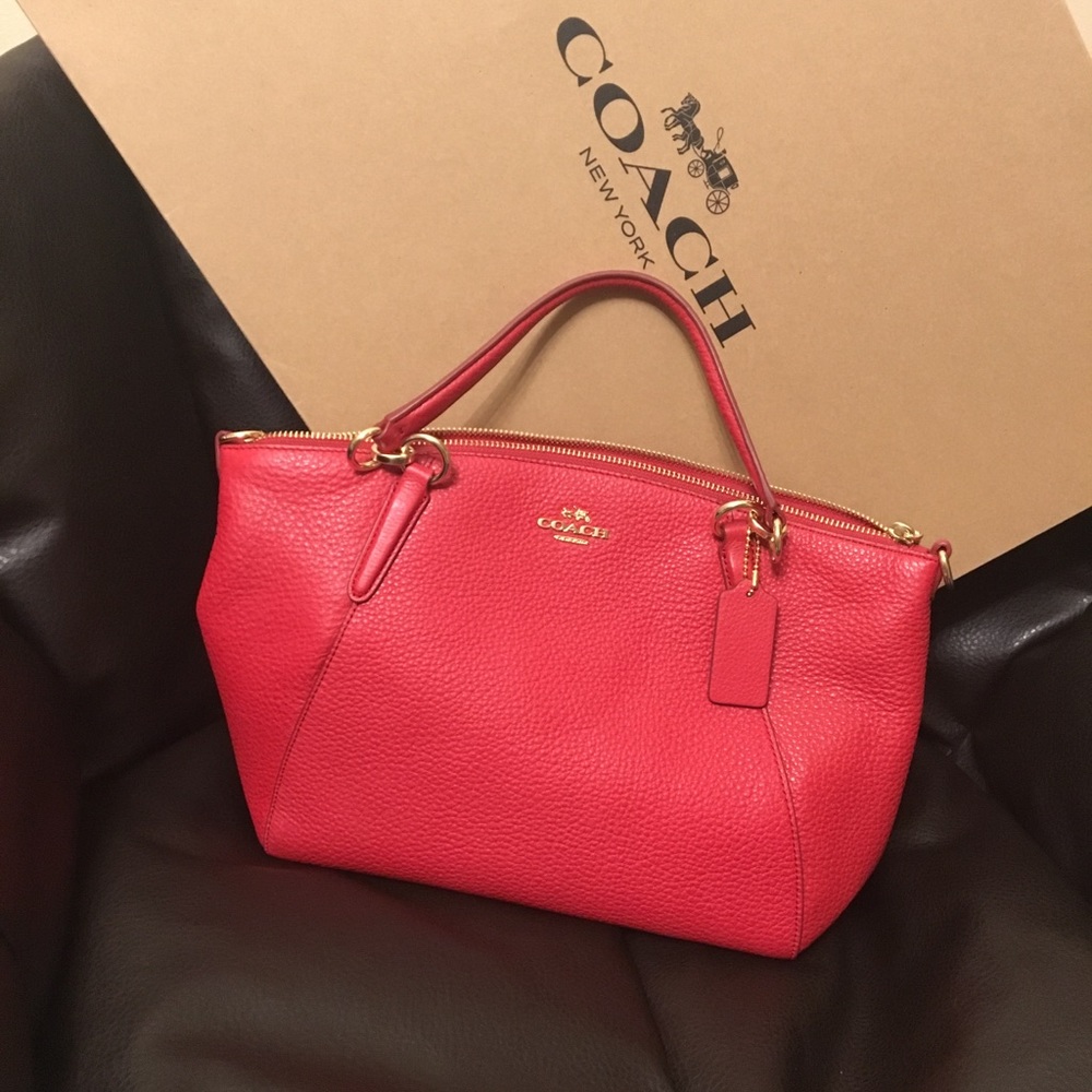 Coach Bag - Picture 2 of 8